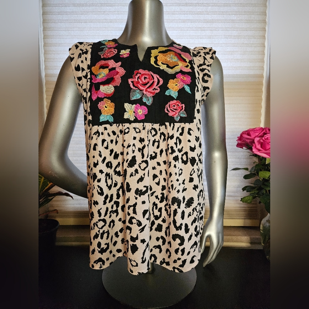 EUC Savanna Jane Leopard/Cheetah Print Top With Embroidered Floral Pattern  - M